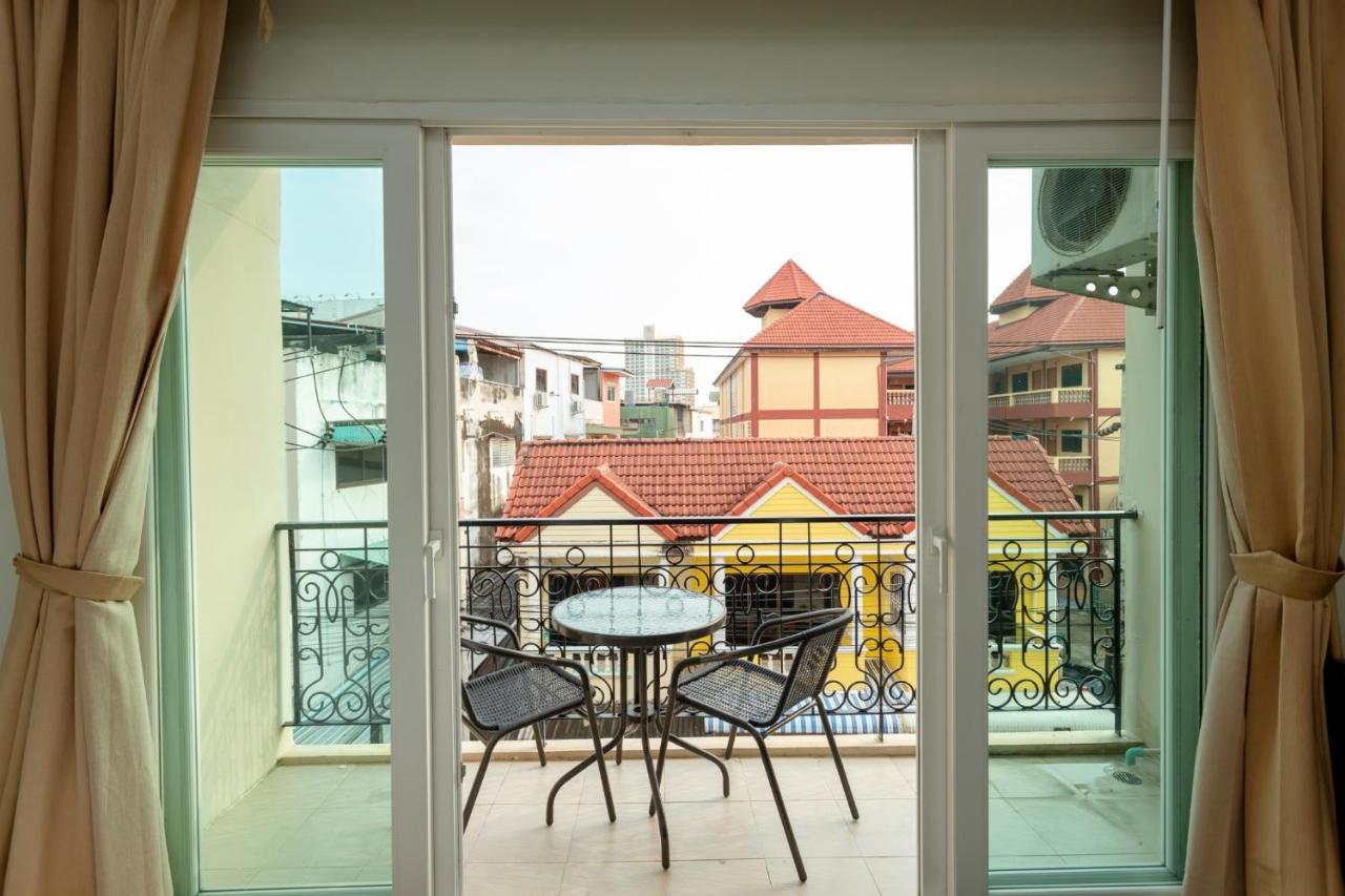 Ivory Palace Hotel Pattaya Exterior foto