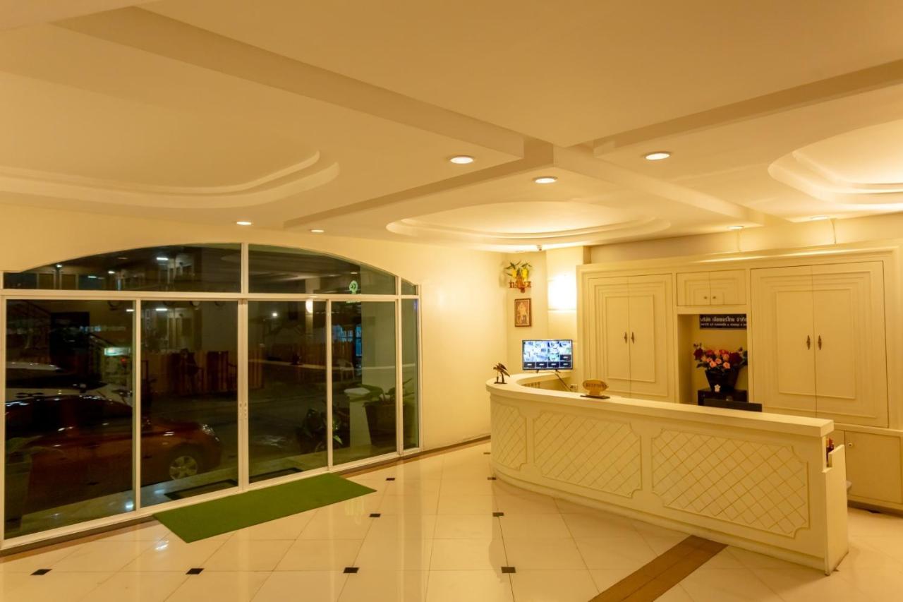 Ivory Palace Hotel Pattaya Exterior foto