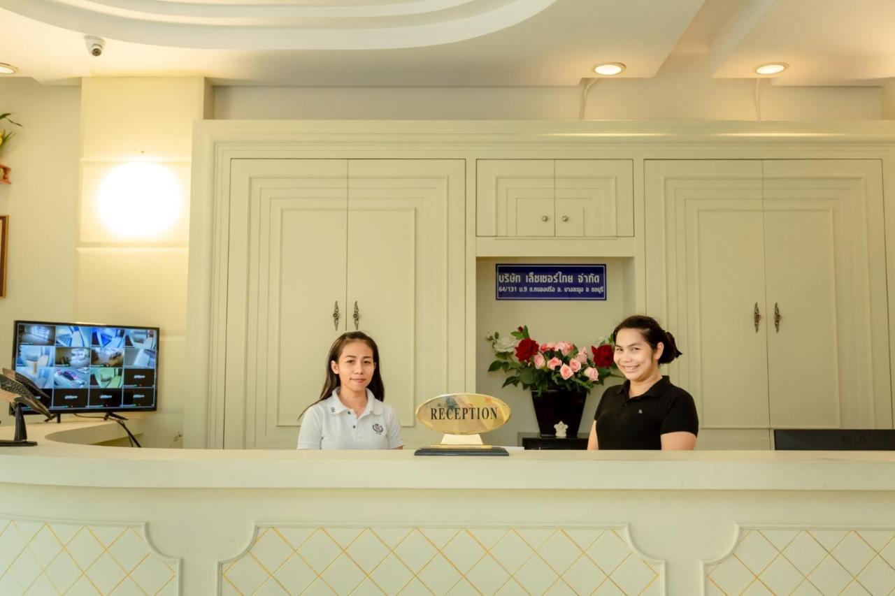 Ivory Palace Hotel Pattaya Exterior foto