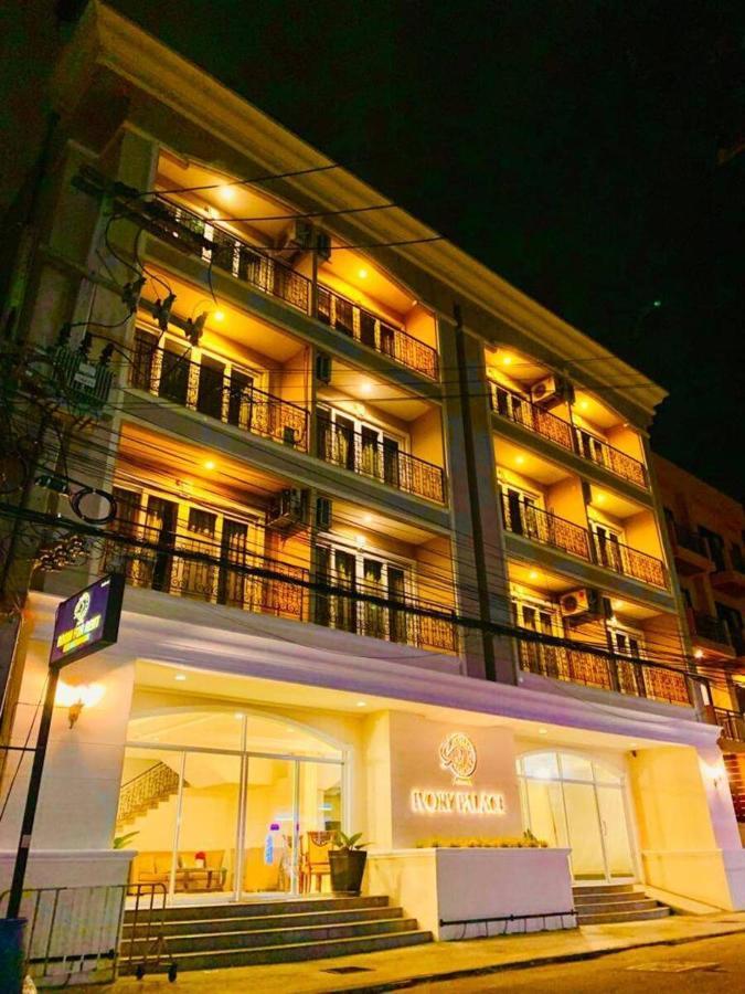 Ivory Palace Hotel Pattaya Exterior foto